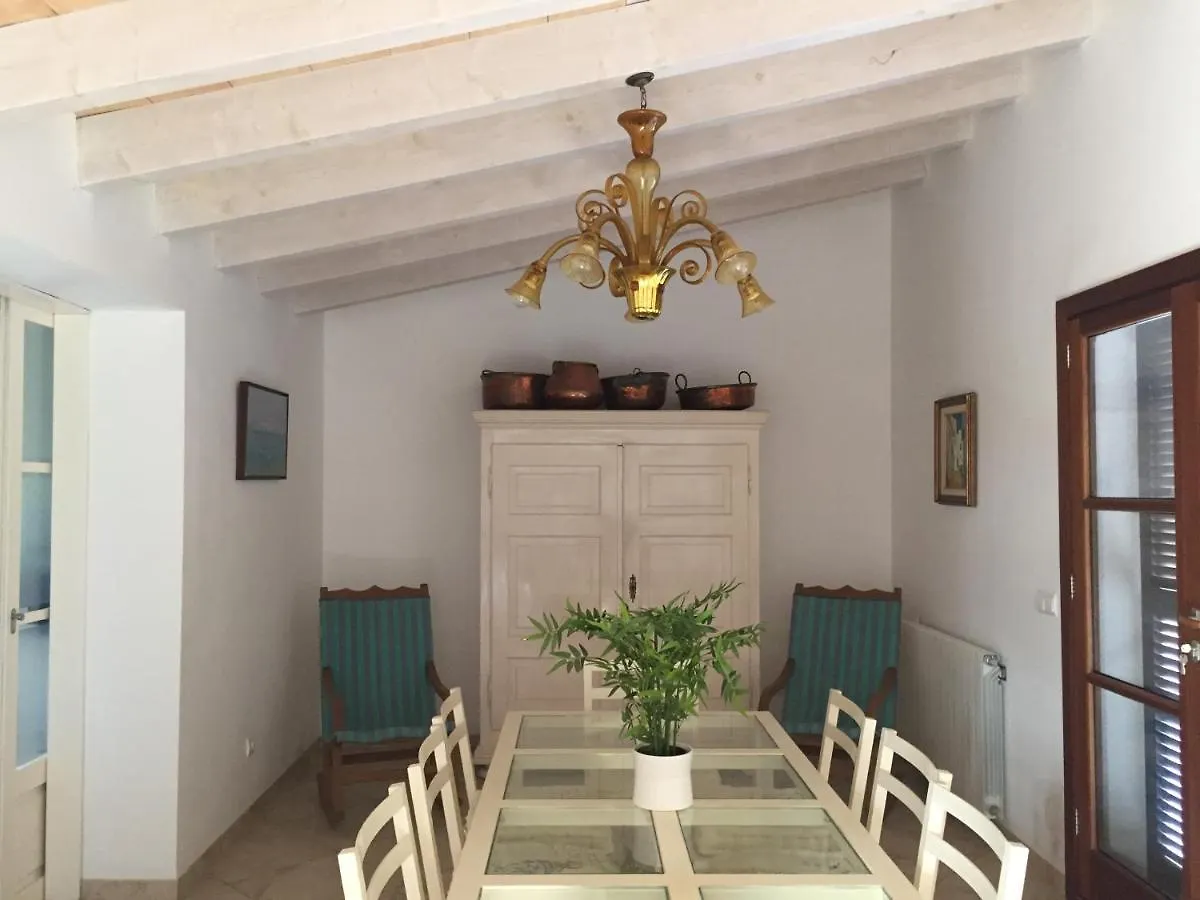 Villa Catalá Colonia de San Pedro España